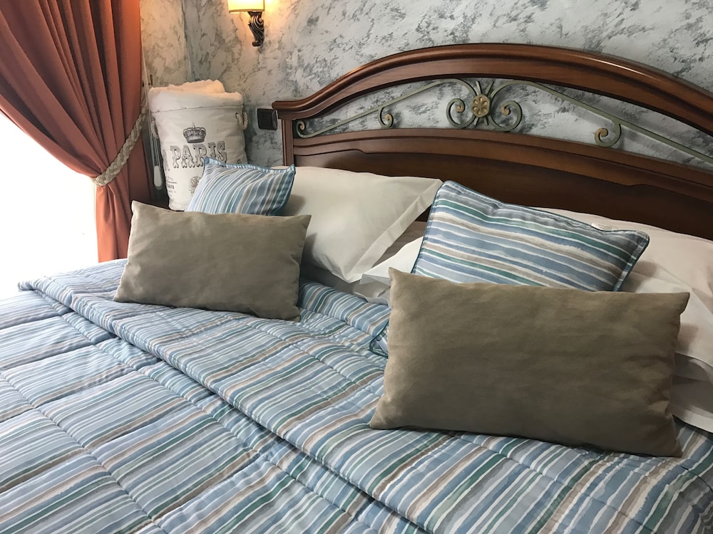 Euro House Inn Airport Hotel Residence 45/72