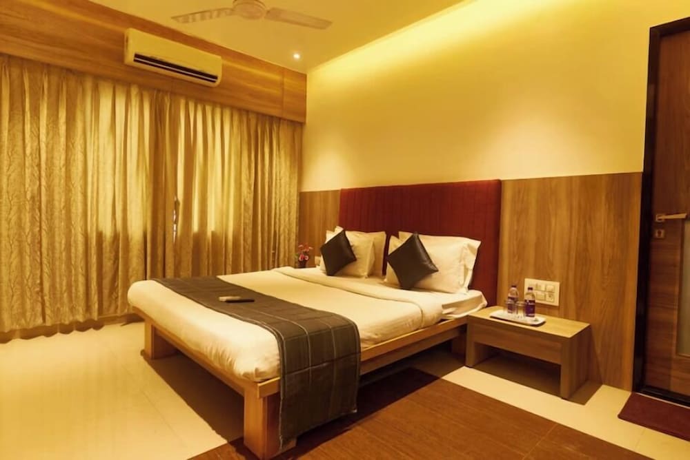 Hotel Anand Heritage 25/53