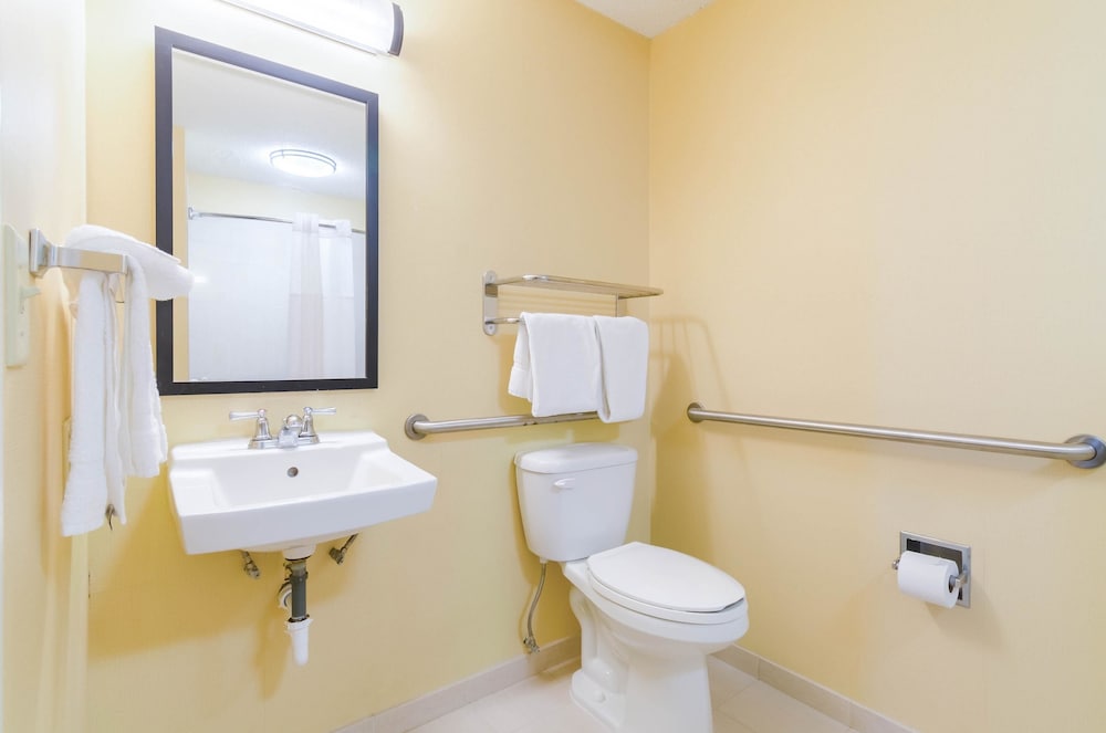 Quality Inn & Suites Ogallala 14/38