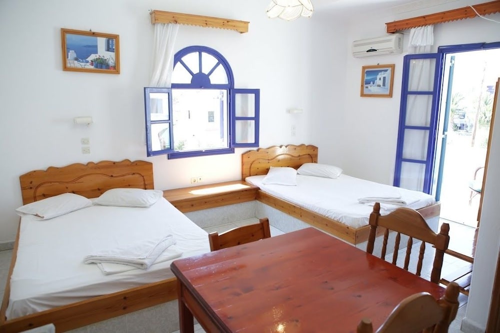 PERISSA HOTEL 22/50