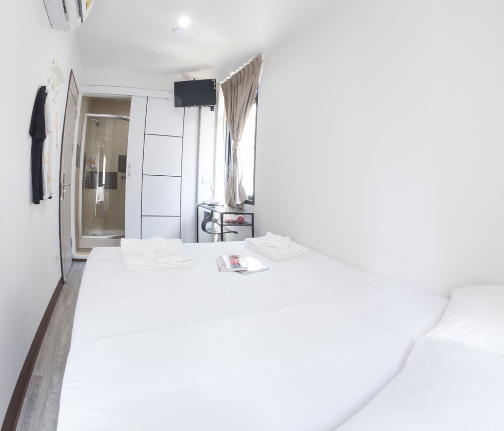 Le Bonheur Poshtel 23/39