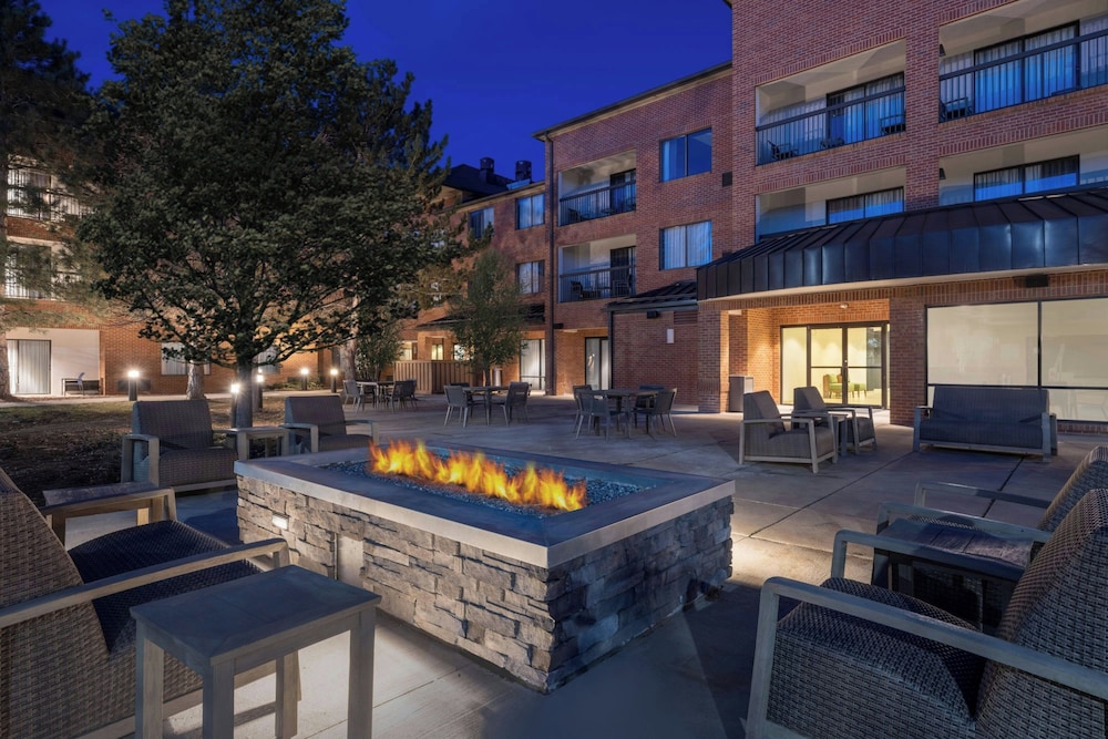 Courtyard by Marriott Boulder Broomfield 28/30