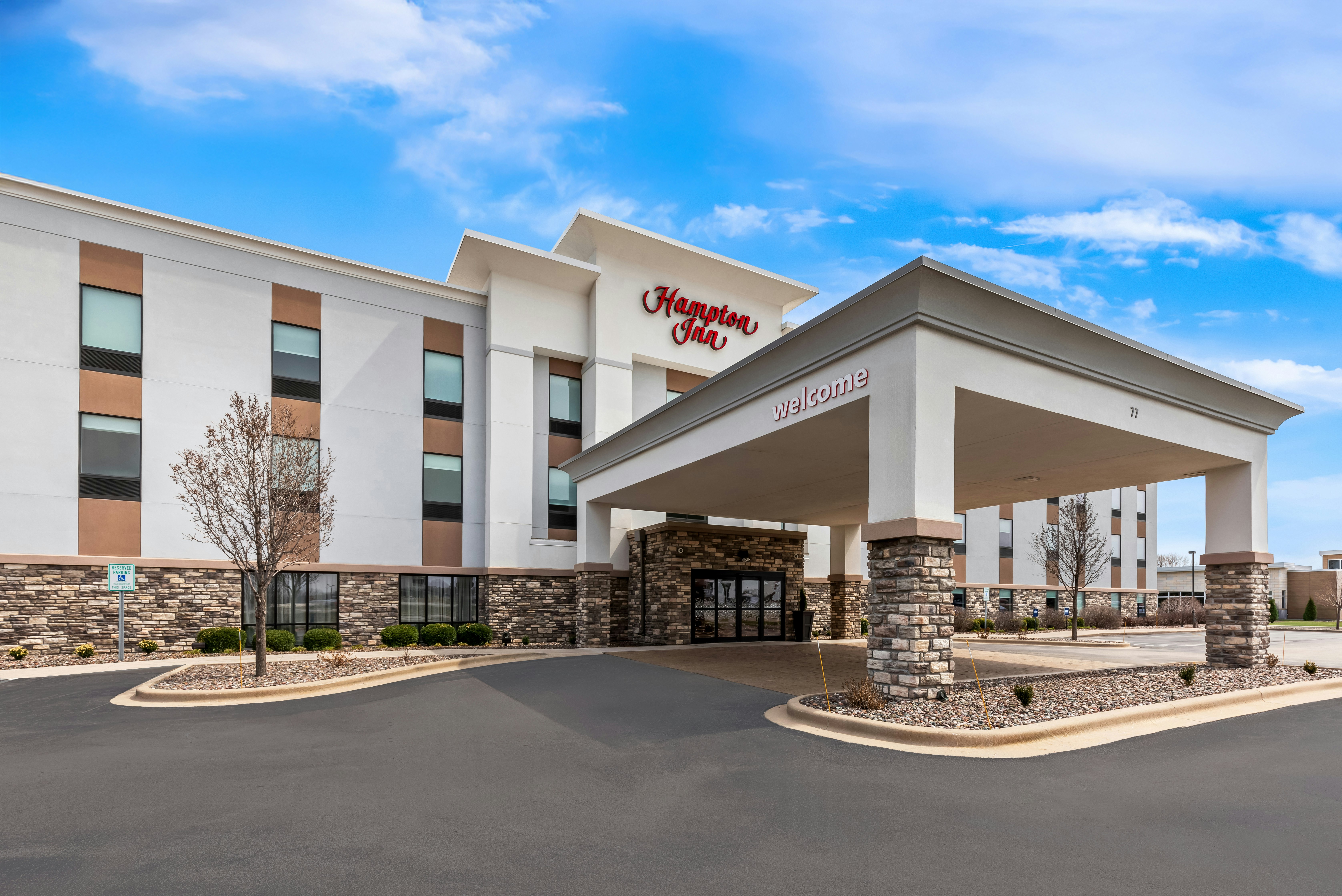Hampton Inn Fond du Lac 20/20