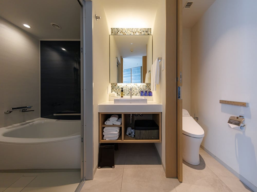 JR KYUSHU HOTEL BLOSSOM NAHA 50/50