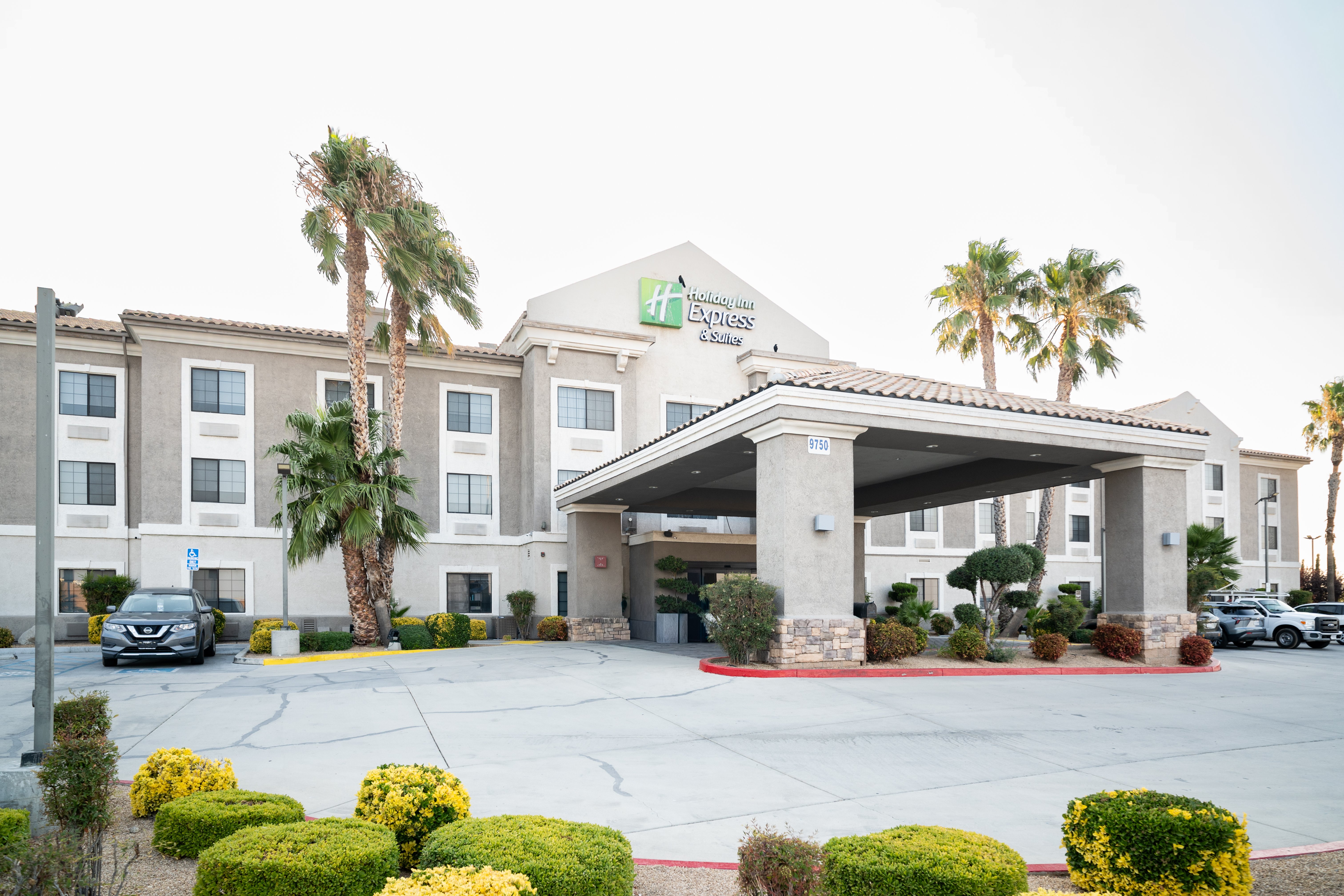 Holiday Inn Express Hotel & Suites Hesperia 5/56