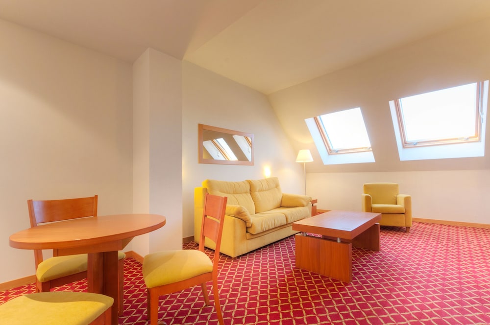 Hotel Zentral Leon 41/66