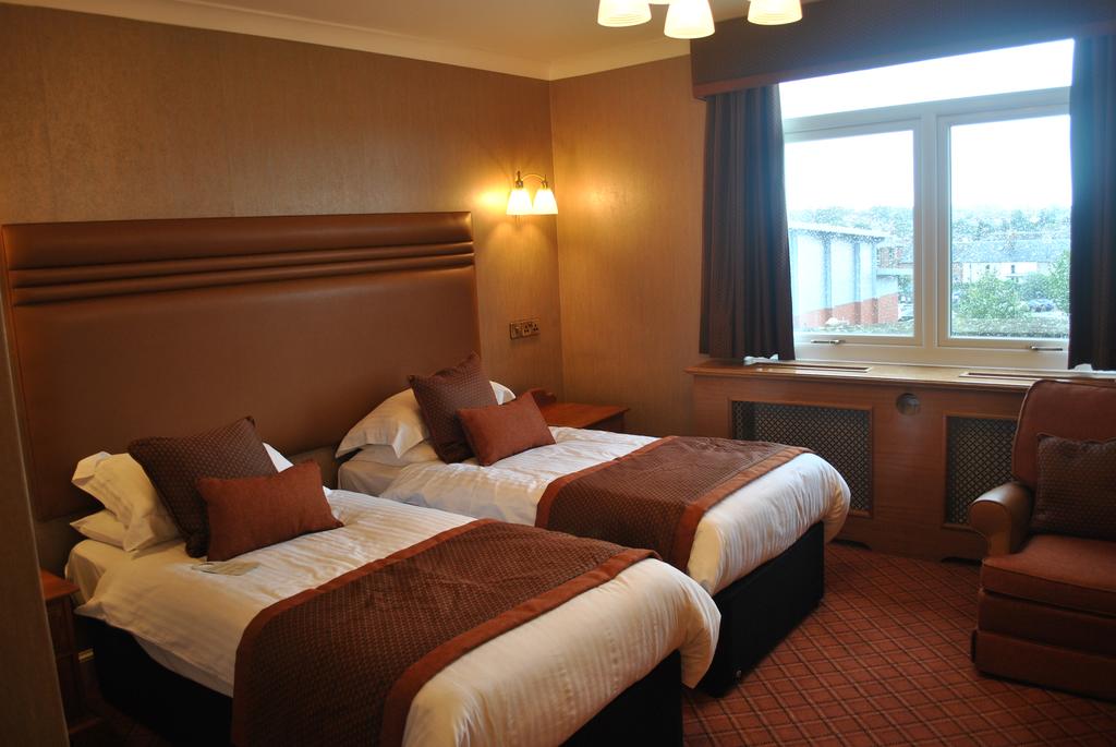Cairndale Hotel & Leisure Club 11/27