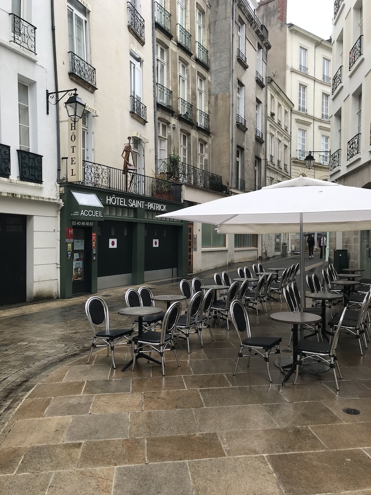 Hotel Saint Patrick 31/35