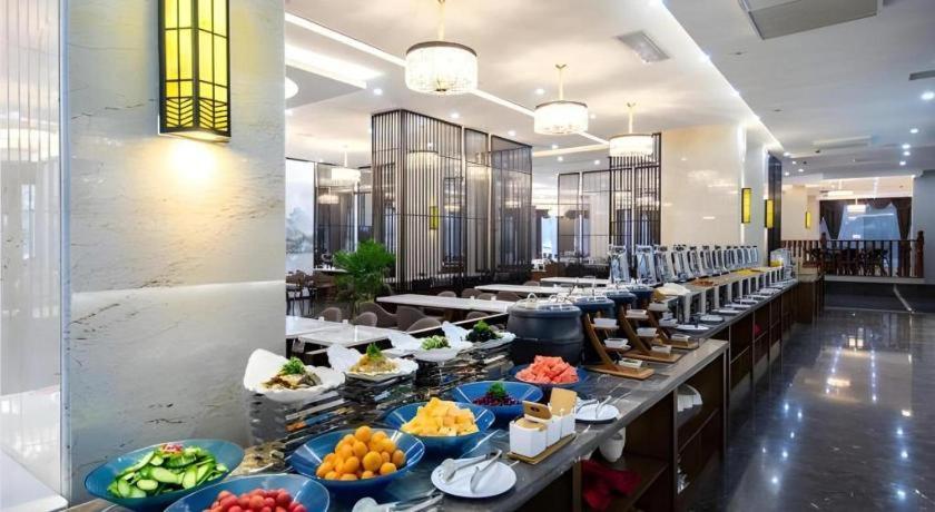 Echarm Hotel(Xiaogan Hanchuan Renmin Avenue Branch) 37/42