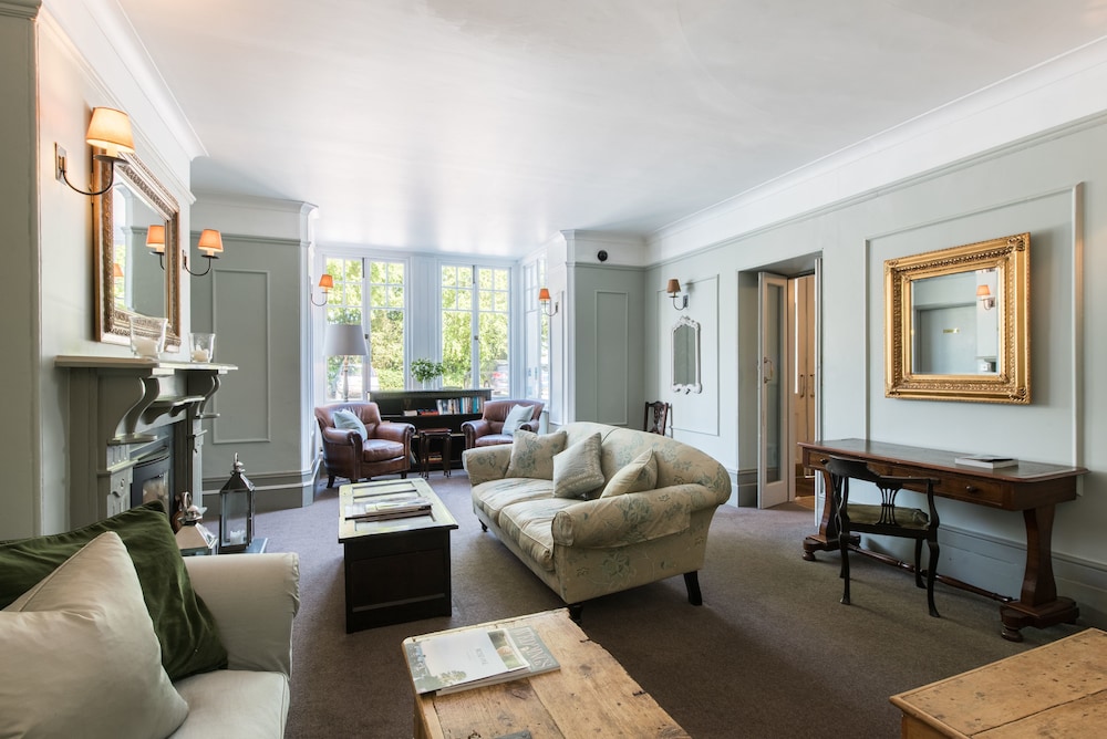 The Rosevine 54/69