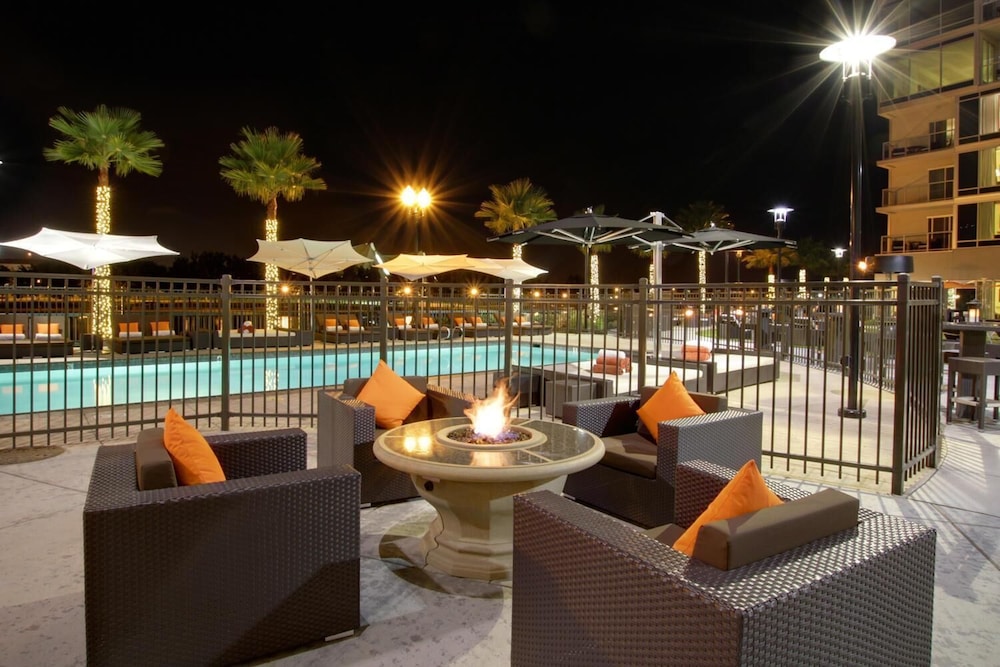 University Plaza Waterfront Hotel 29/50