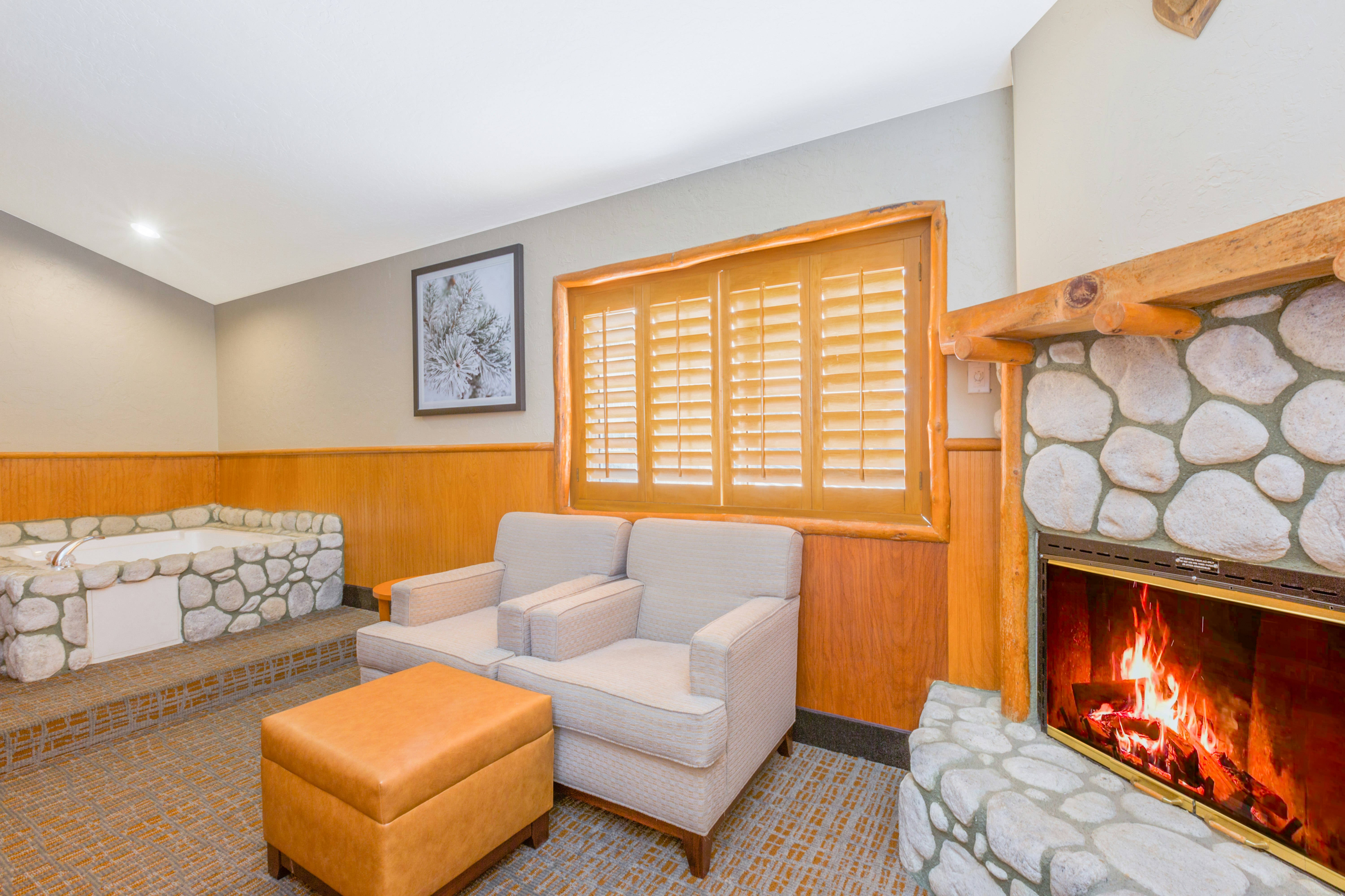 Holiday Inn Resort the Lodge At Big Bear Lake An Ihg Hotel 24/50