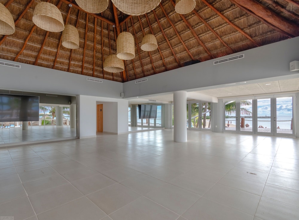 OMNI PUERTO AVENTURAS BEACH RESORT 29/53
