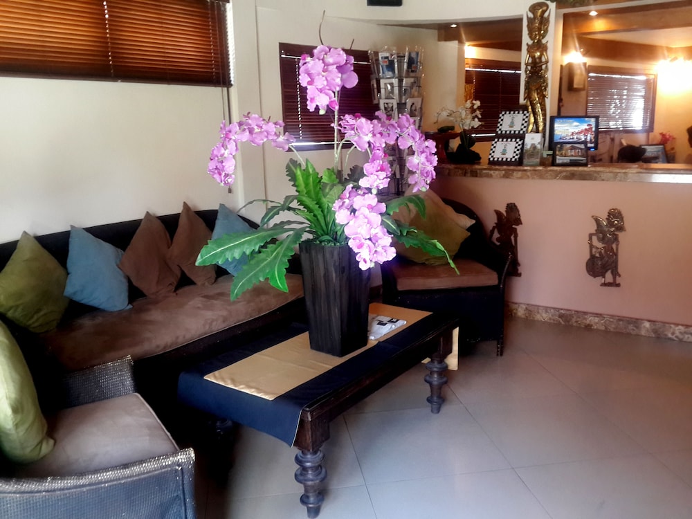 DYANA VILLAS 21/43