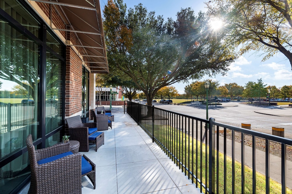 Hampton Inn Suites Keller Tx 6/47