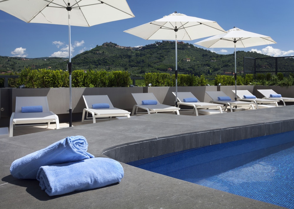 LHP Napoli Palace and Spa 36/65