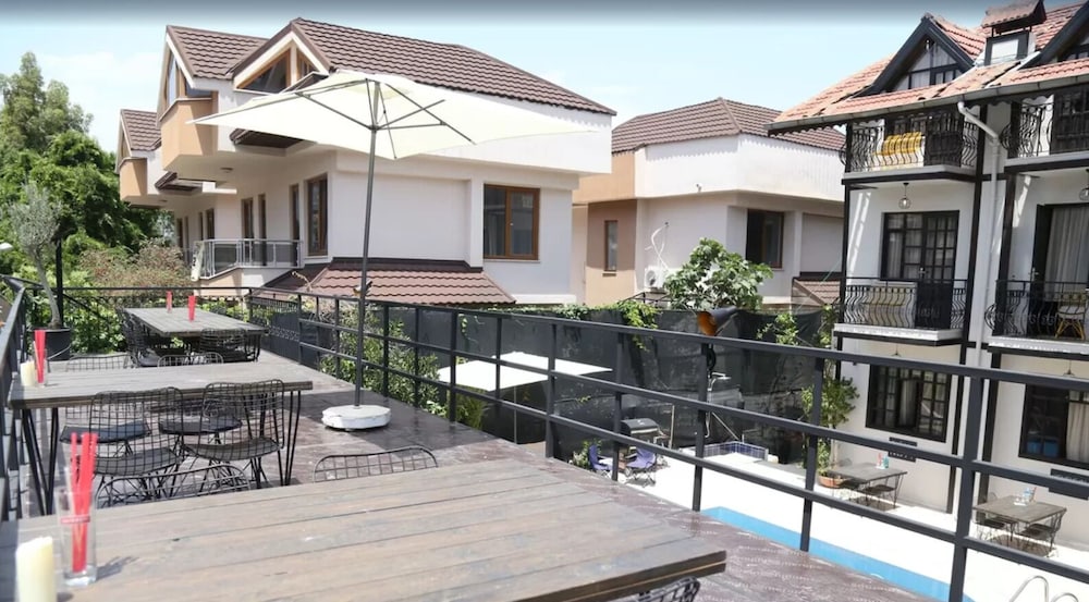 Derin Luxury Hotel 17/19