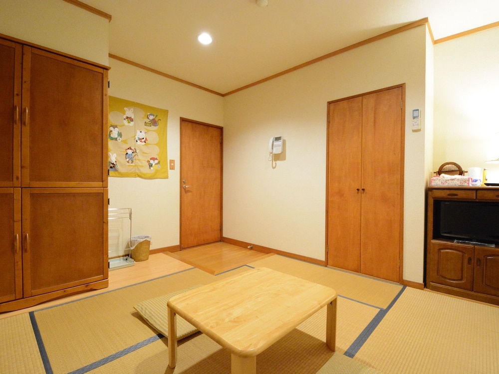 Pension Avenue 23/35
