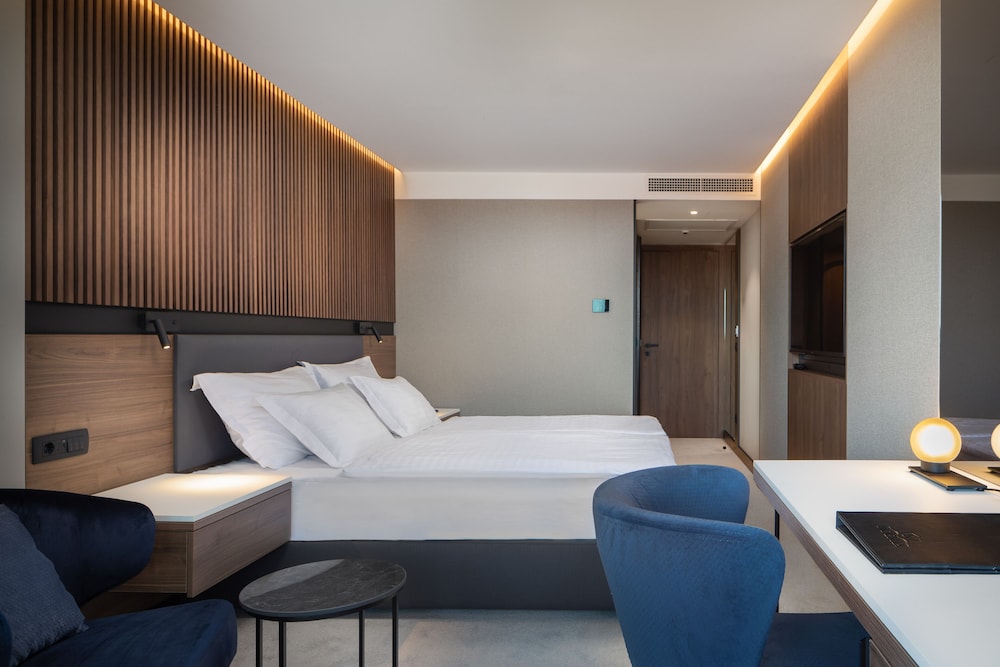 غرفة قياسية بسرير كوين، Boutique Hotel Noemia 2/8