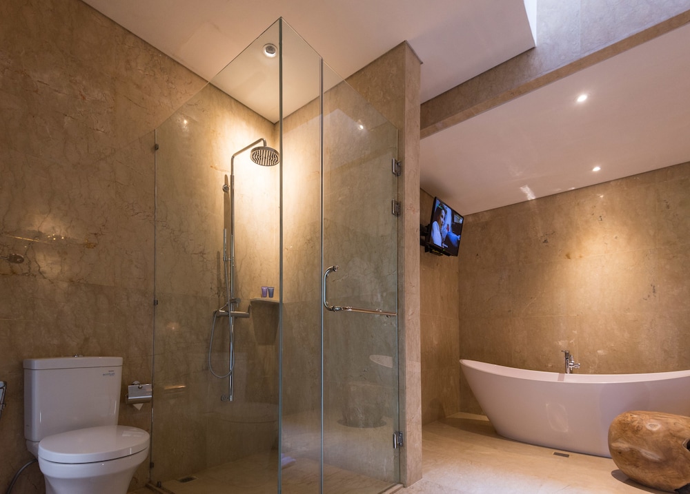 ILA Kitchen and Villa 37/40