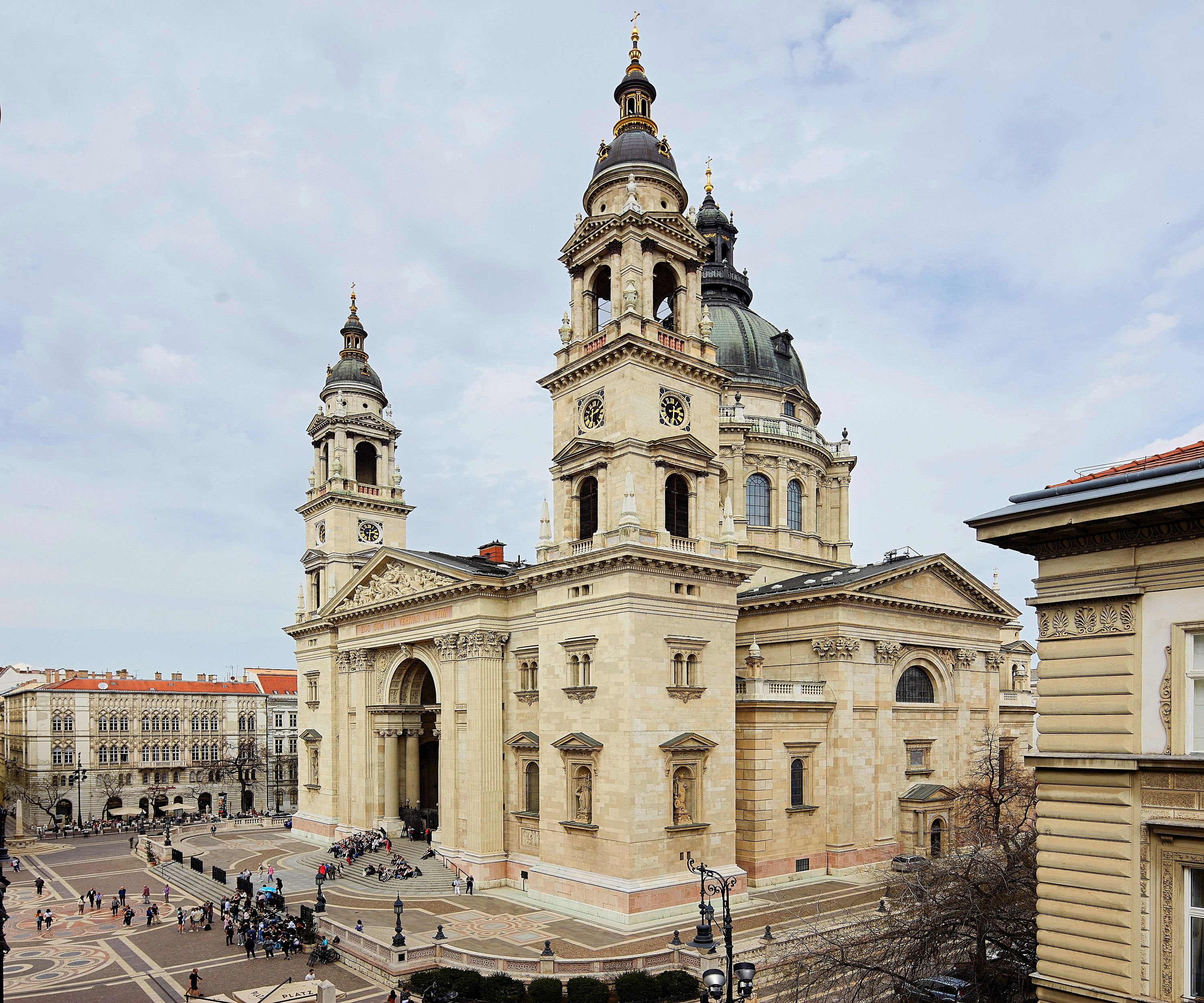 Central Basilica 4/39