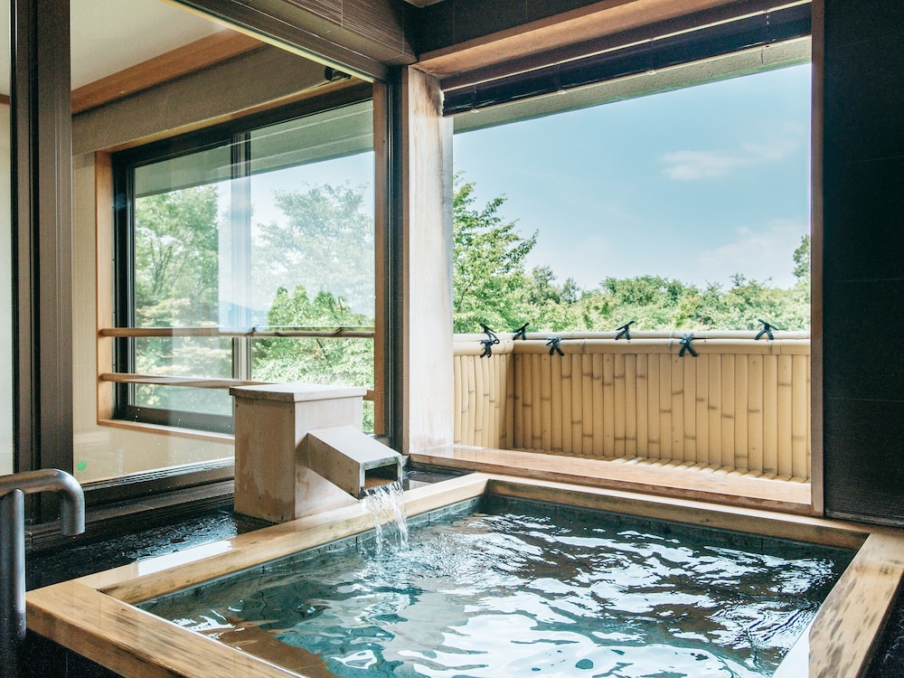 Kamenoi Hotel Tondabayashi (ex. Kanponoyado Tondabayashi) 24/50