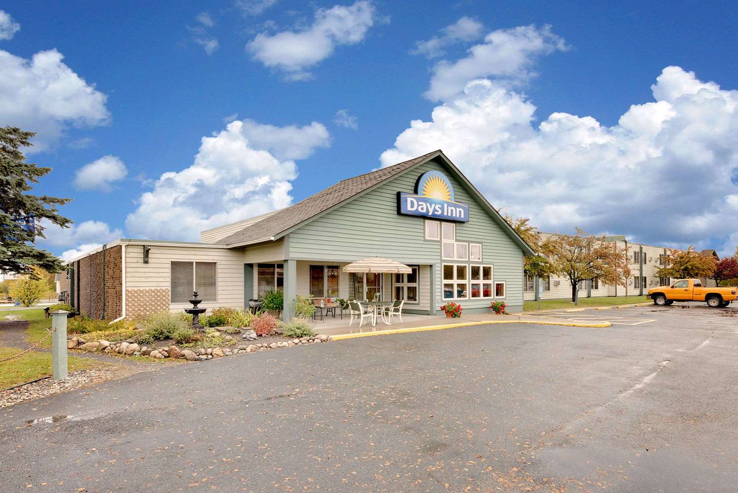 Days Inn by Wyndham International Falls 19/21