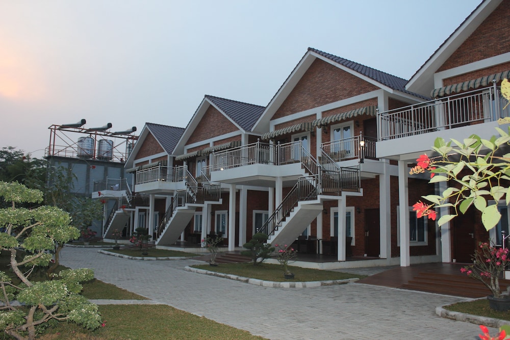 Thongs Inn Kualanamu Transit Hotel 7/64