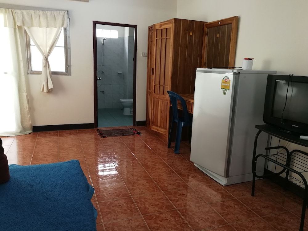 Soi 5 Apartment 8/43