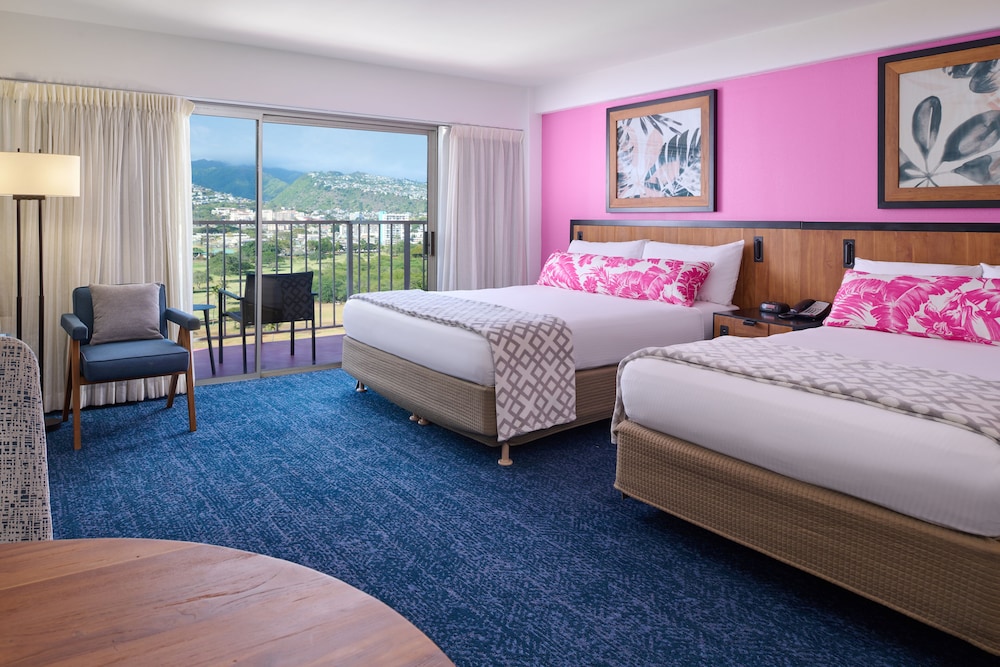 Ilima Hotel 25/63