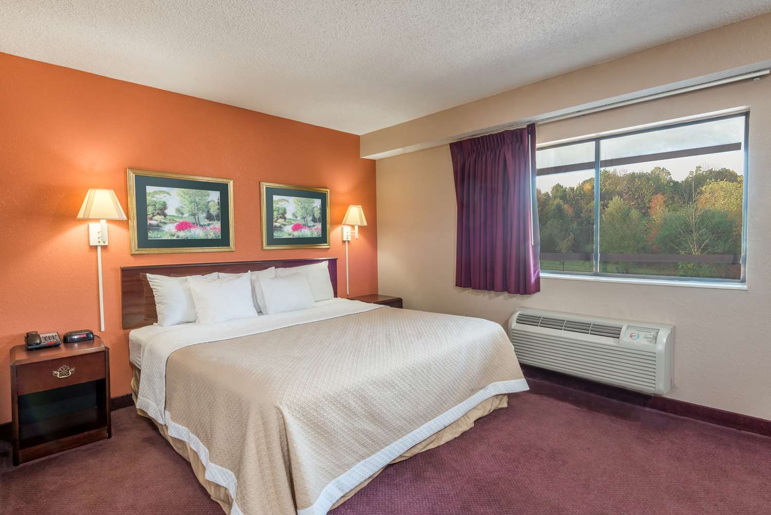 Days Inn By Wyndham Pittsburgh-Harmarville 6/16