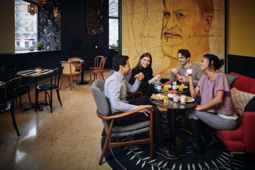 restaurant-cafeteria