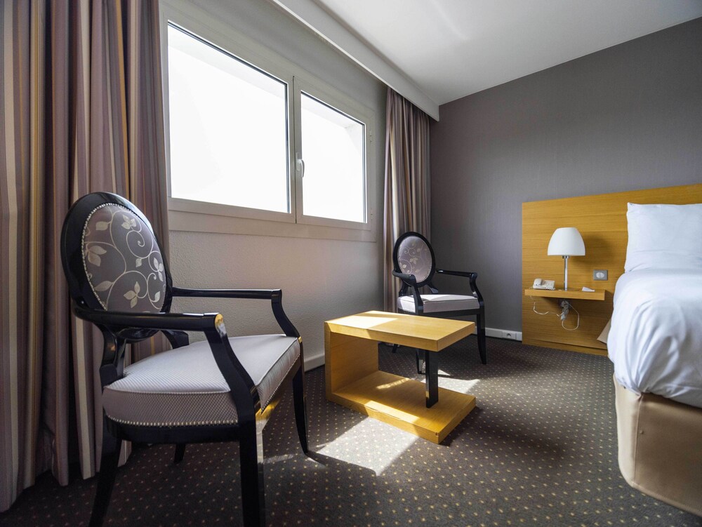 Mercure Bordeaux Lac Hotel 47/77