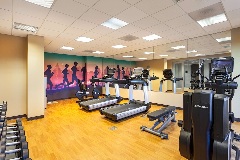 Hyatt Place Sacramento Roseville 39/67