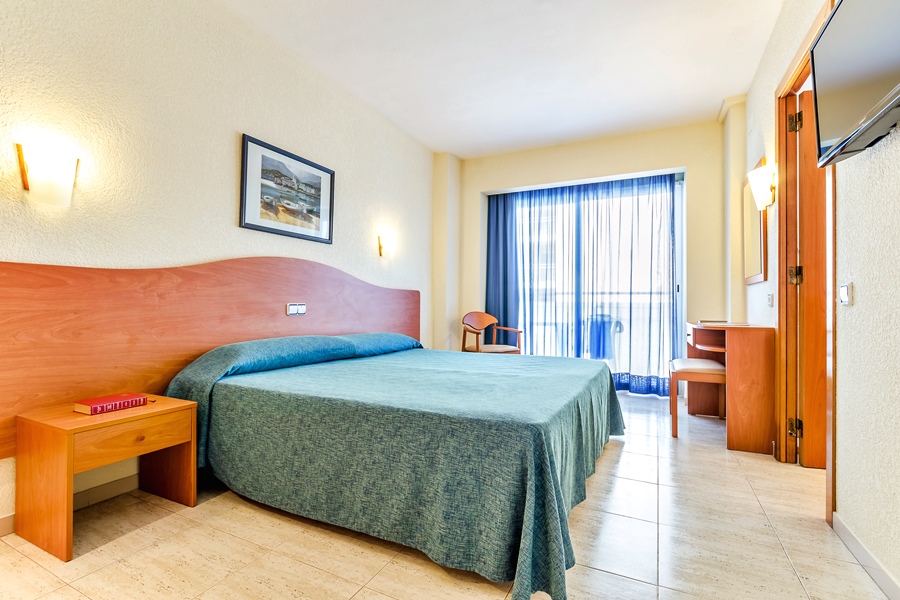 Mar Blau Hotel 7/23