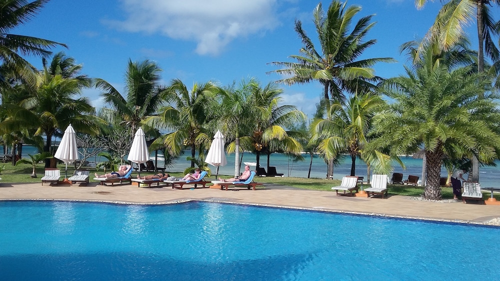 Jalsa Beach Hotel and Spa 29/35
