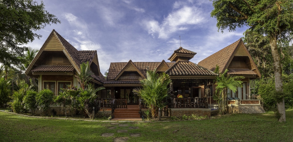 Baan Suan Homestay Koh Kood 5/58