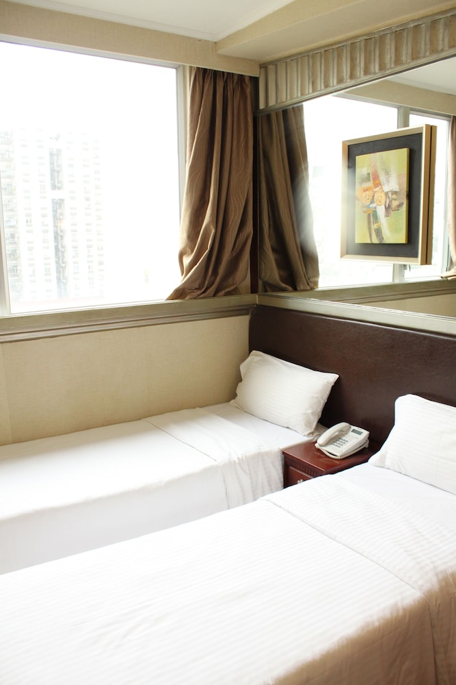 ORIENTAL LANDER HOTEL 13/41