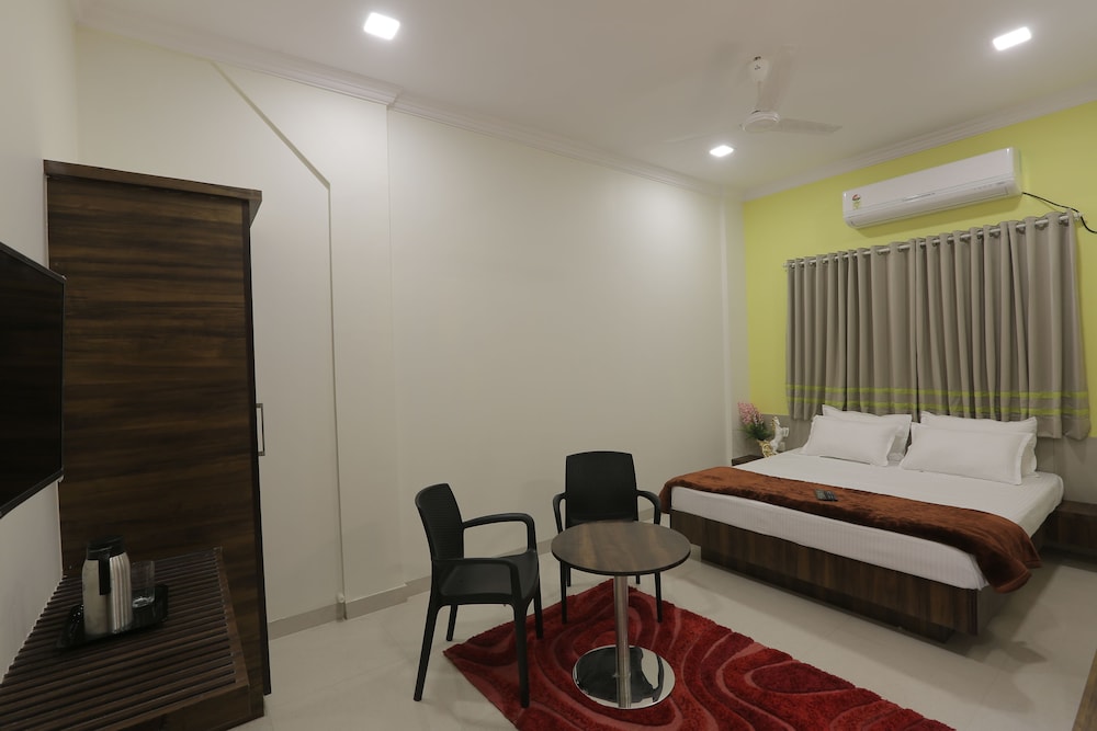 Hotel Sardar 9/20