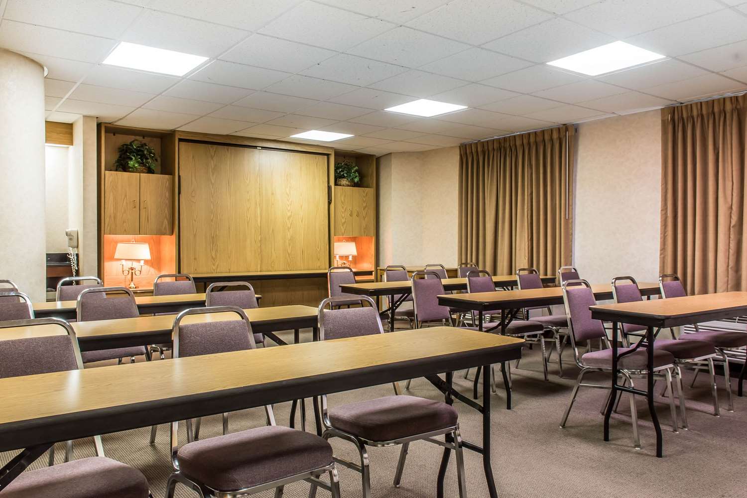 Sleep Inn & Suites of Lancaster County 30/35