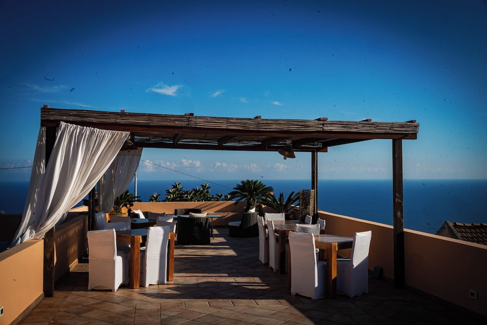 Residence Hotel Al Belvedere Salina 7/78