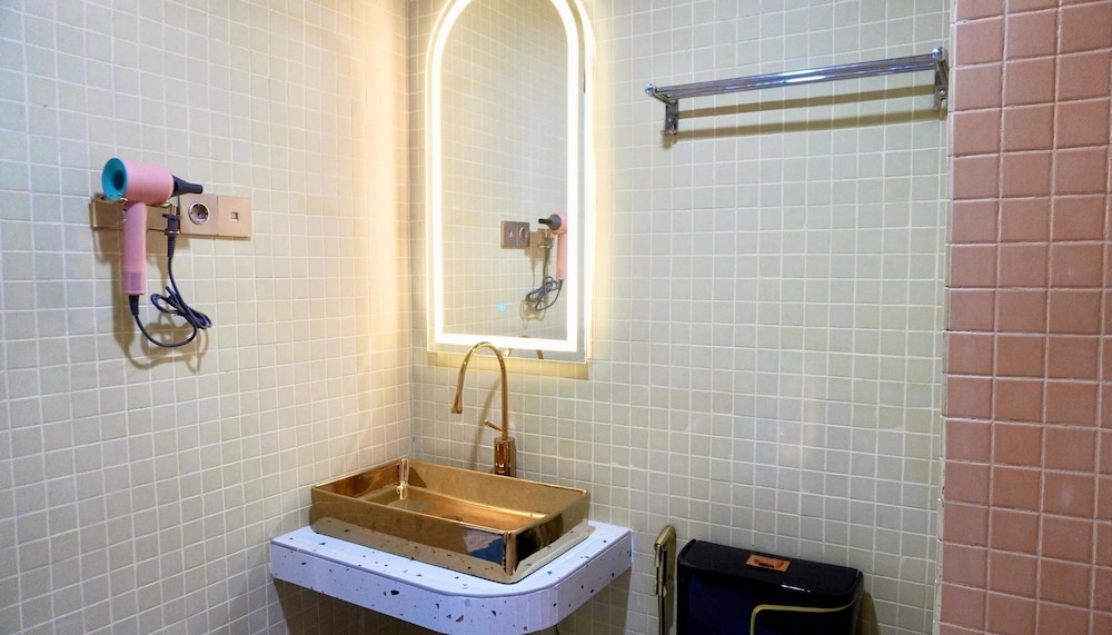 Grand Malioboro Yogyakarta Hotel 44/45