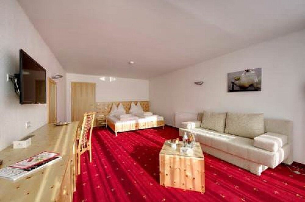 HOTEL & SPA WULFENIA 40/66