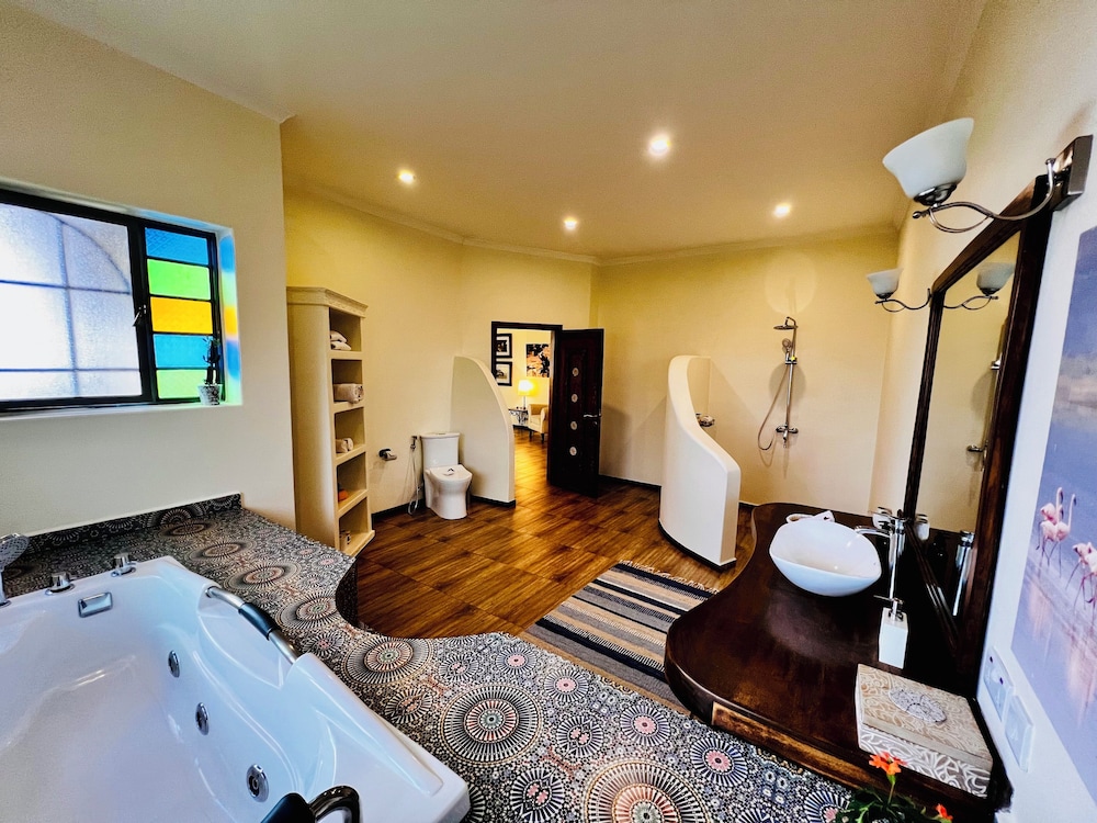 Pink Flamingo Boutique Hotel 48/48