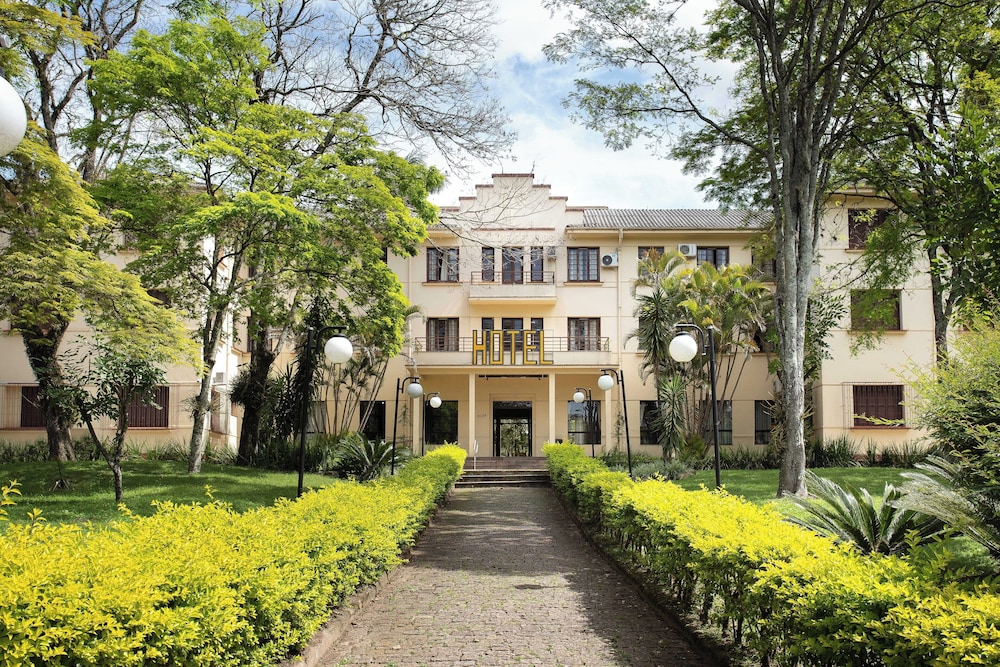 HOTEL DOM RAFAEL BUSINESS 40/46