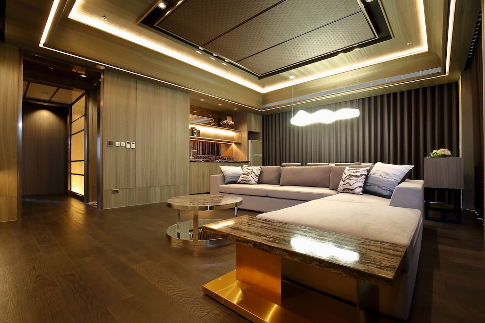 Kloud Hotel 41/63