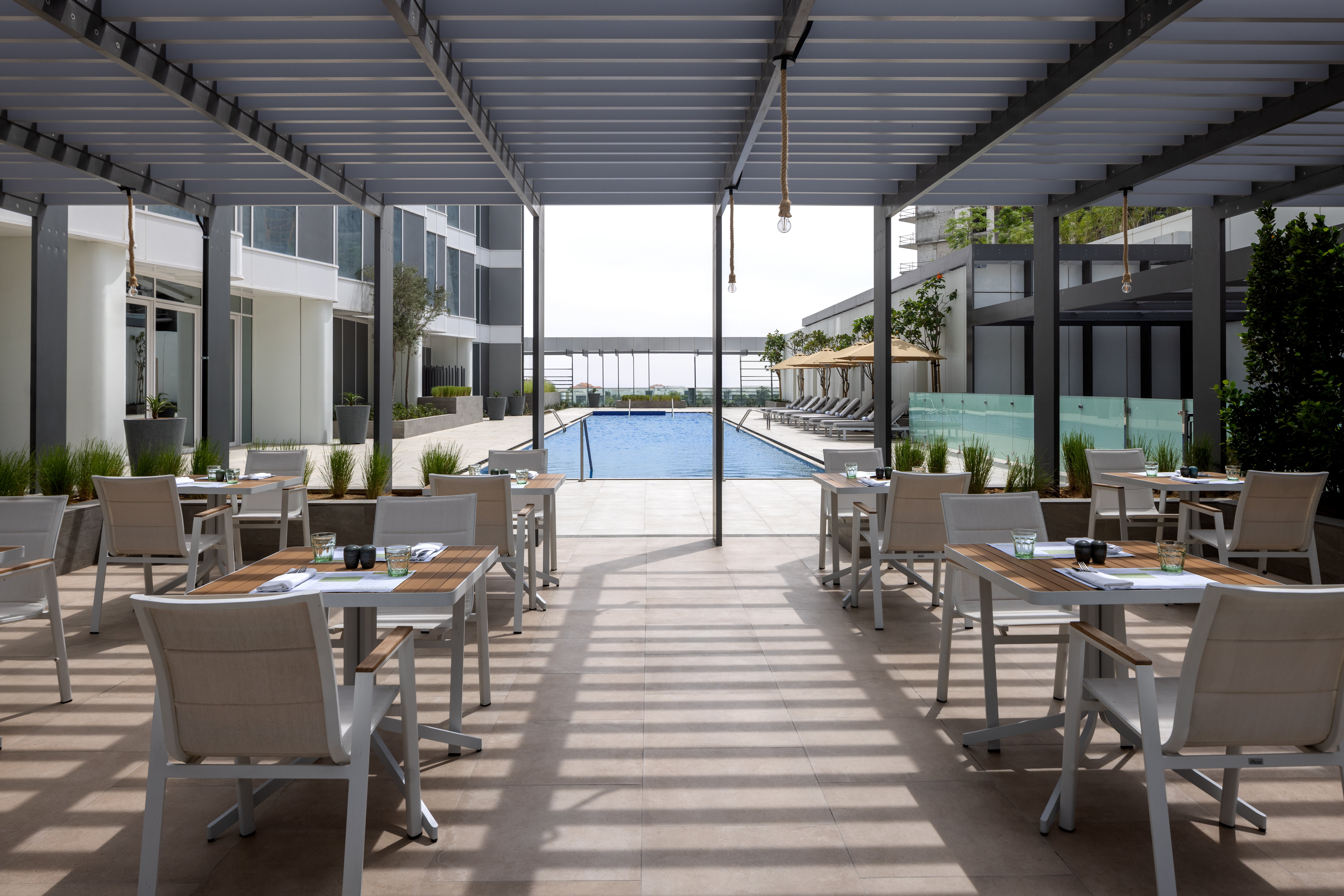 Holiday Inn Dubai Business Bay 39/54
