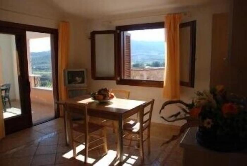 Residence Li Troni 24/42