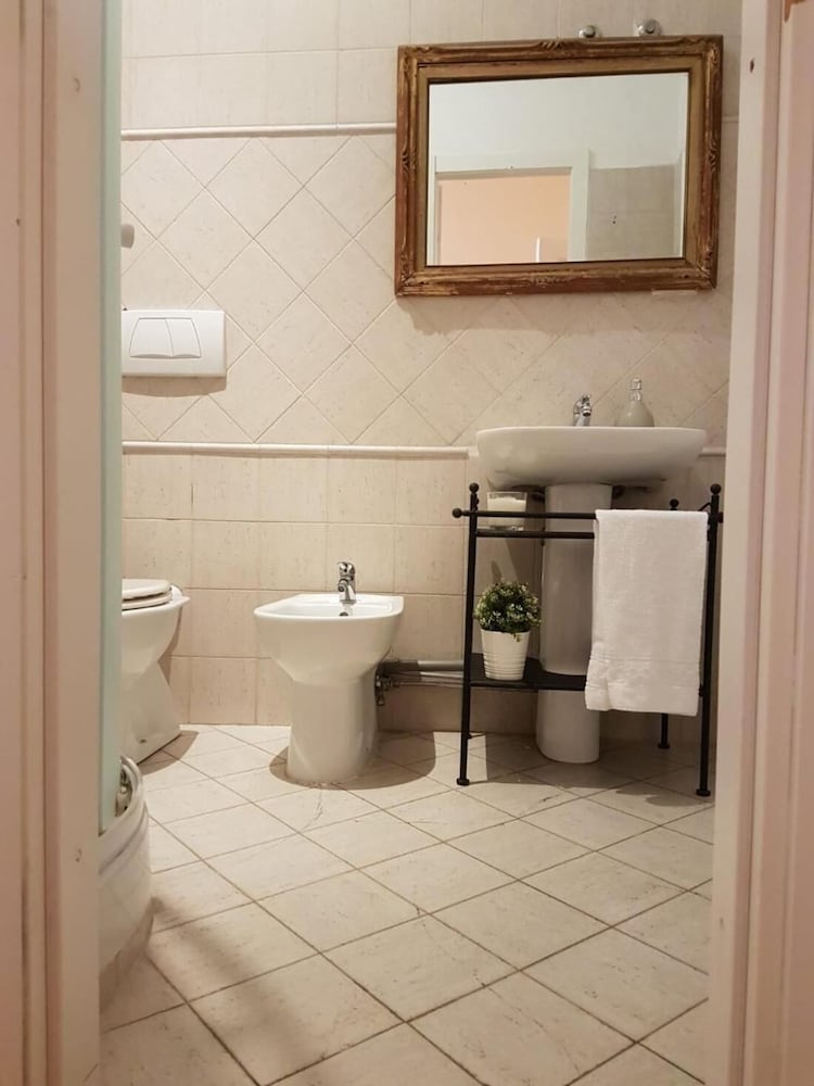 A Casa Boschi Near Vatican Deluxe Junior Suite 66/70