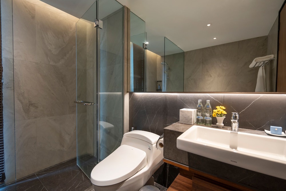 Walton Suites Sukhumvit 48/49